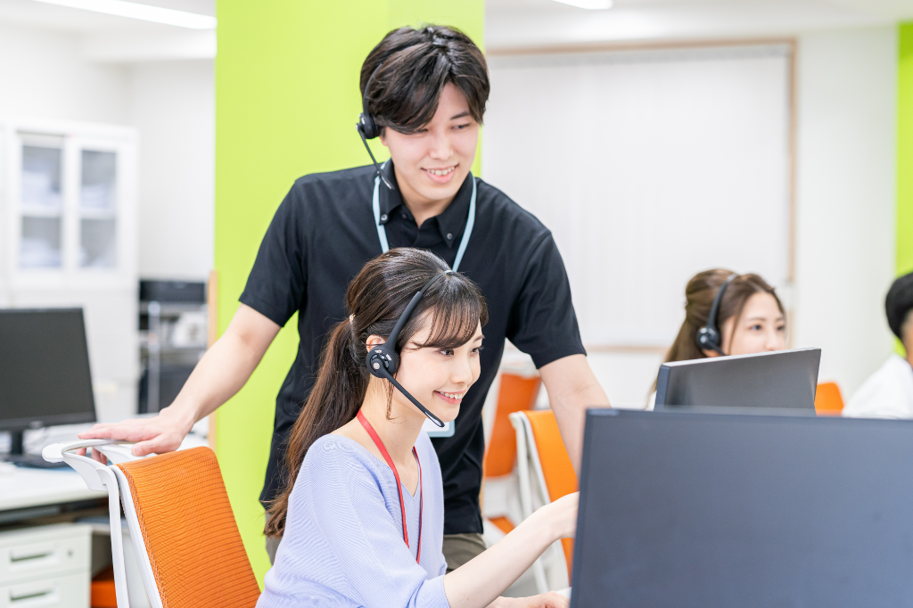 〈安定して働けます！20～30代活躍中♪〉★週3日からOK★
夕...